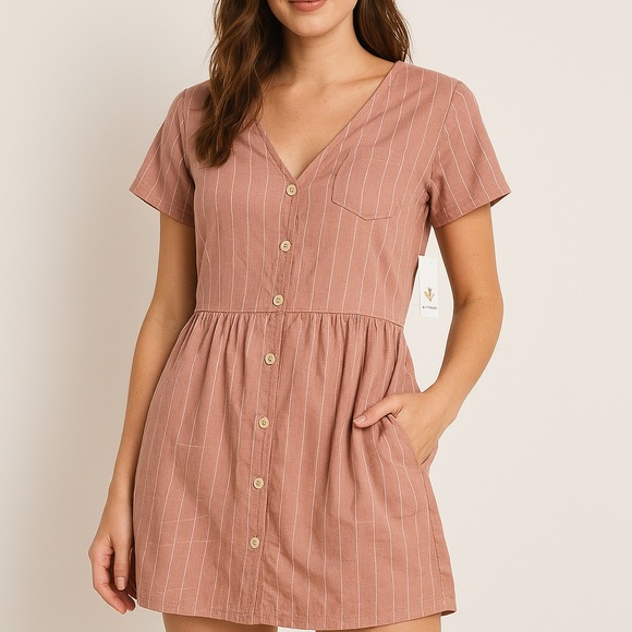 Dresses & Skirts - NWT mauve Striped Button-Down Dress with pockets causal